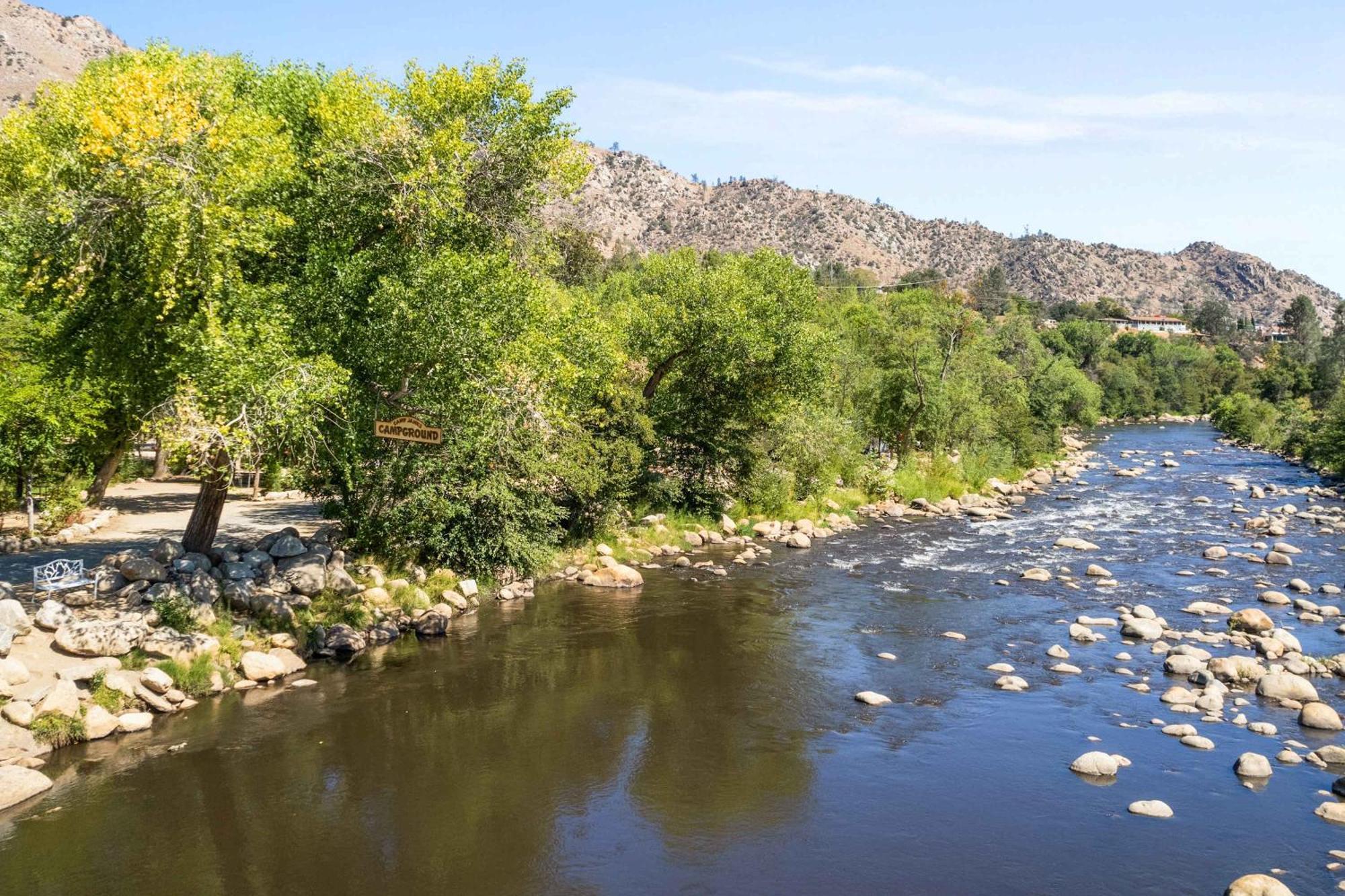 Deluxe Little 2 Min Stroll To Kern River *