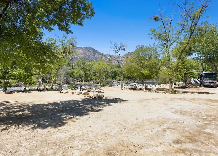 Deluxe Little Cabin 2 Min Stroll To Kern River