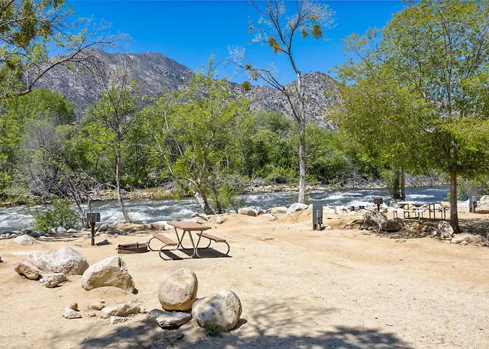Deluxe Little Cabin 2 Min Stroll To Kern River